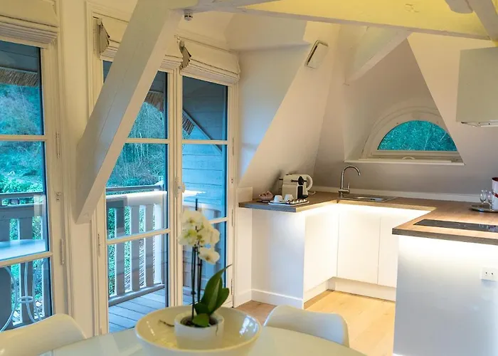 New & De Nage Honfleur