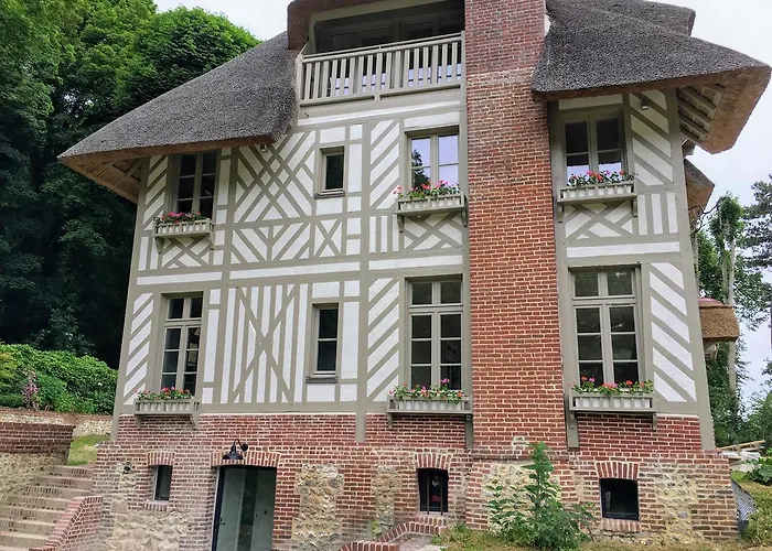 New & De Nage 4* Honfleur